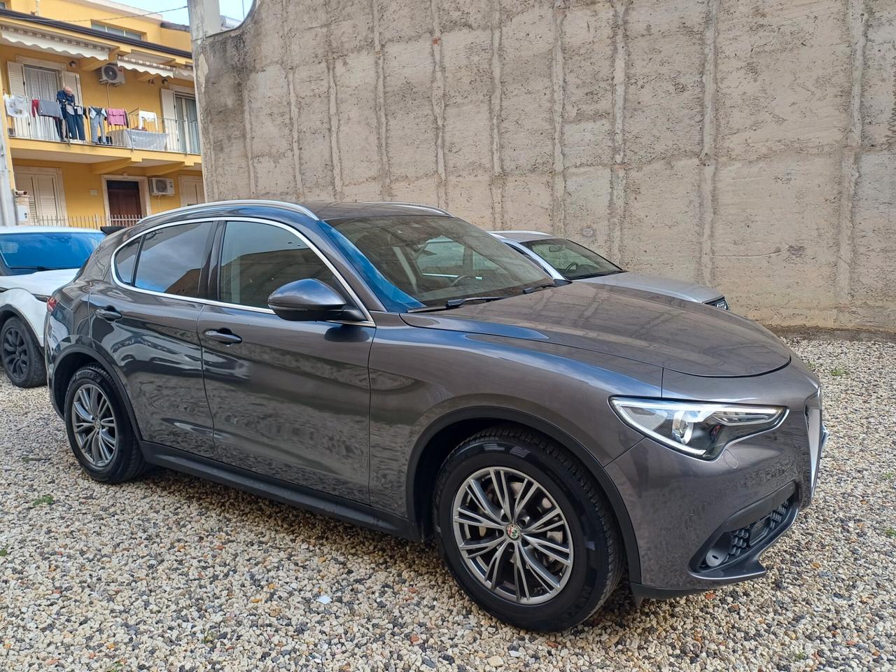 Alfa Romeo Stelvio 2.2 Turbodiesel 180 CV AT8 RWD Executive