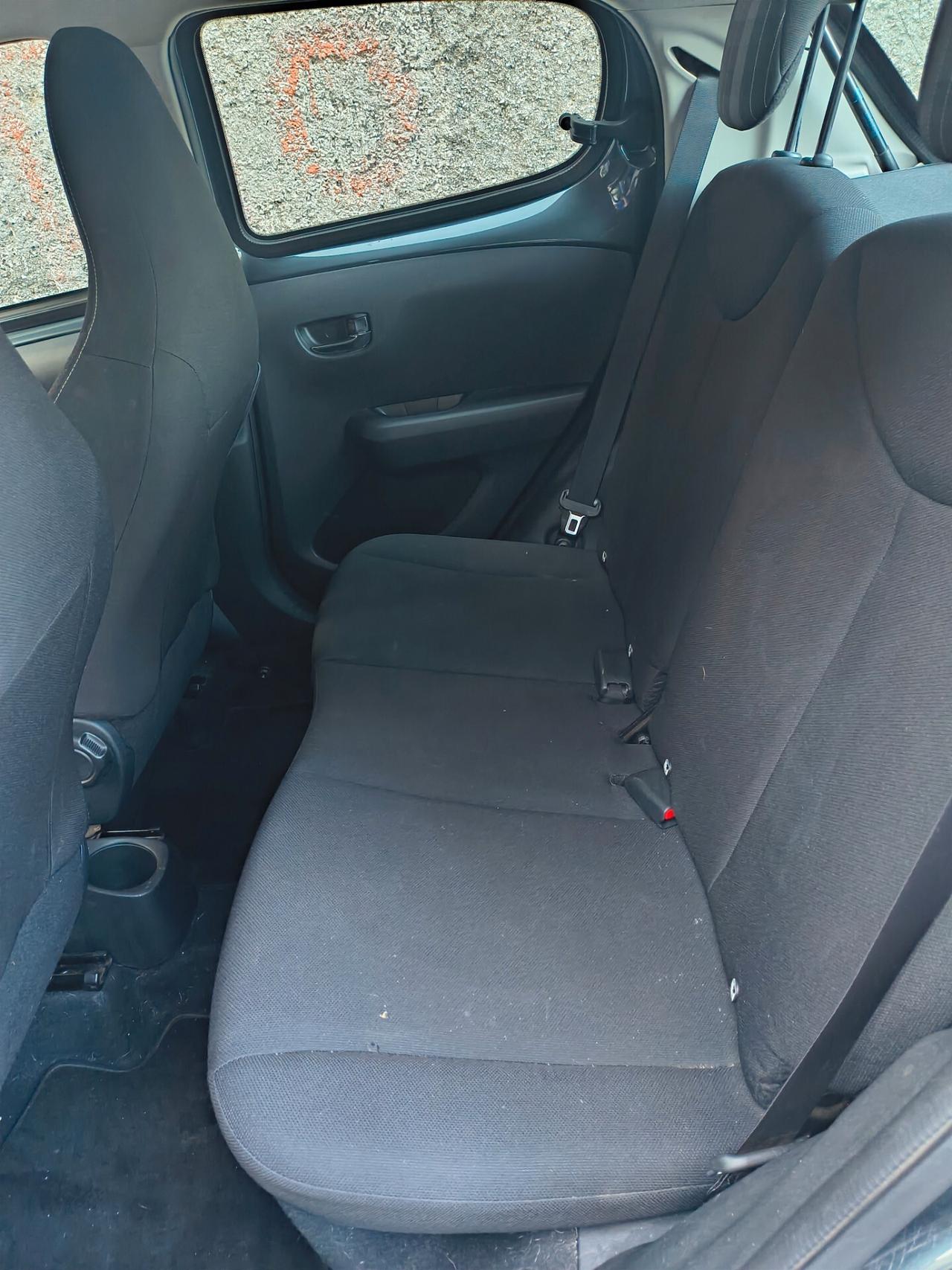 Peugeot 108 VTi 72 5 porte Allure - solo 45.000 km - ok Neopatentati