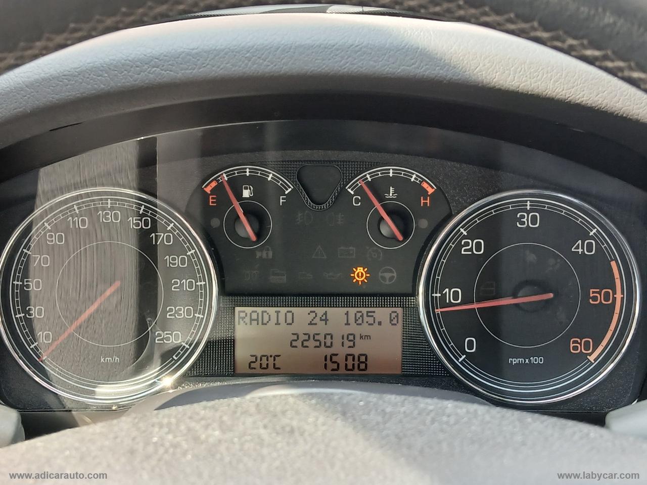 FIAT Croma 1.9 MJT Emotion