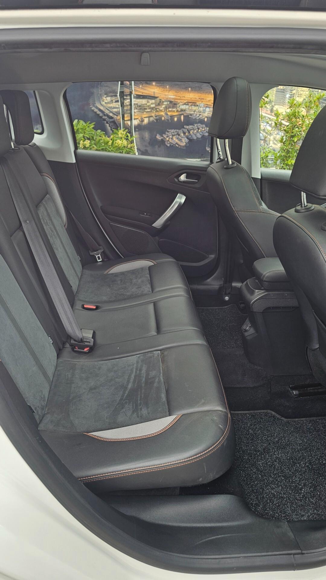 Peugeot 2008 BlueHDi NEOPATENTATI