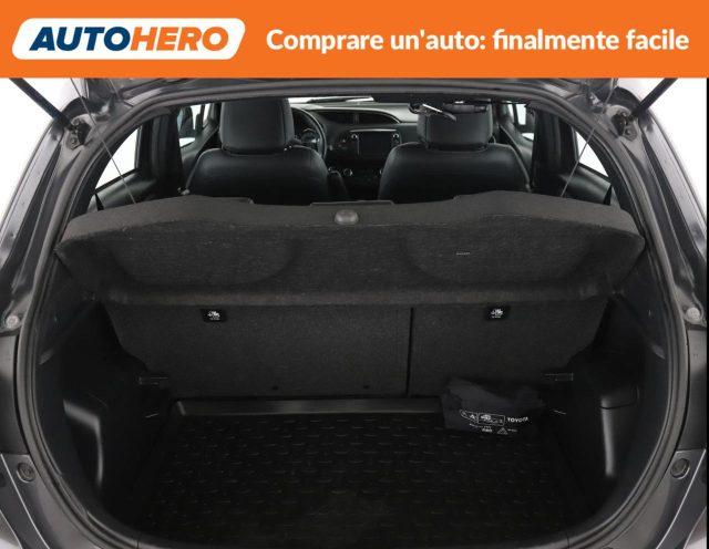 TOYOTA Yaris 1.5 5 porte Lounge