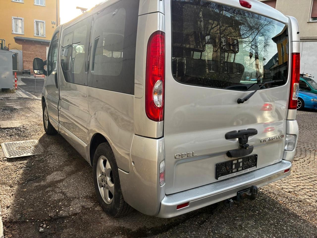 Opel Vivaro 2.0 CDTI 84kW TOUR COSMO 8POSTI