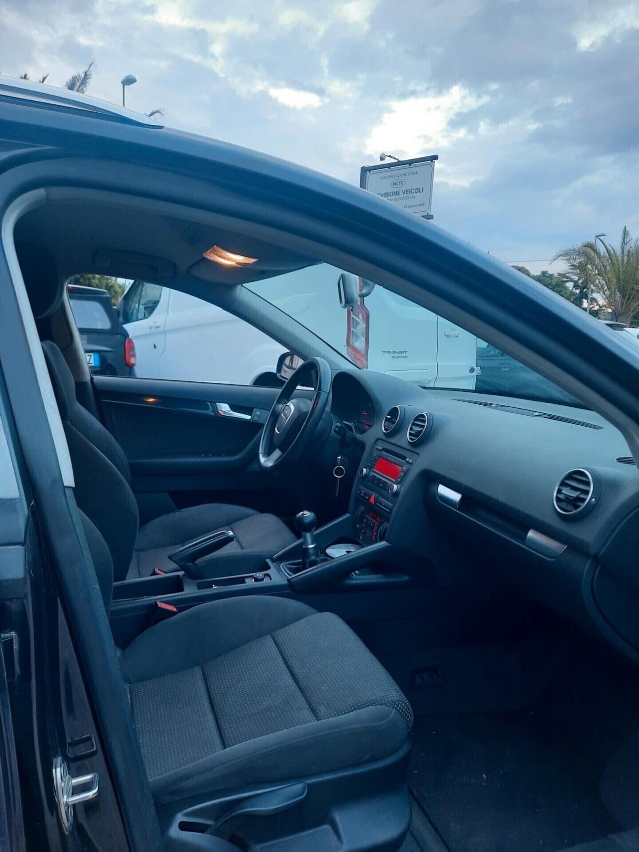 Audi A3 2.0 16V TDI ESTERNO S-LINE Ambition 170 cavalli