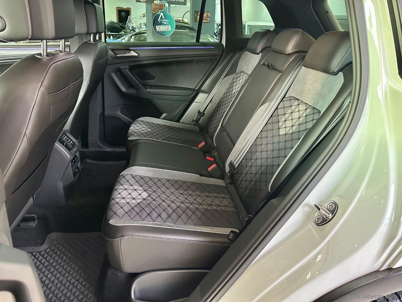 VOLKSWAGEN Tiguan 2.0 TDI 150CV SCR DSG R-Line GARANT*ITA