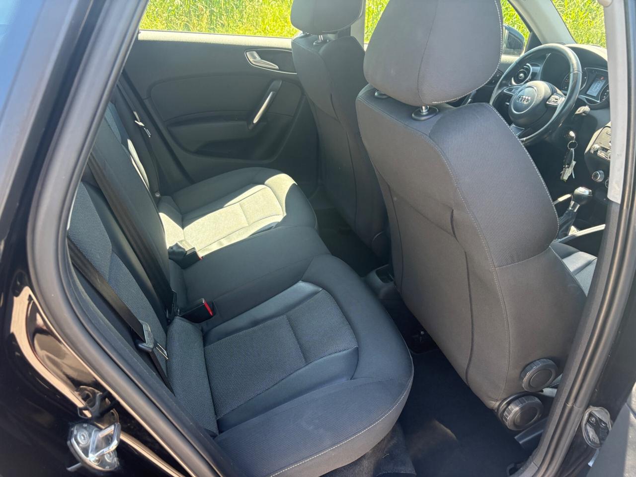 Audi A1 SPB 1.6 TDI 90CV *BIXENO*AUTOMATICA*2013