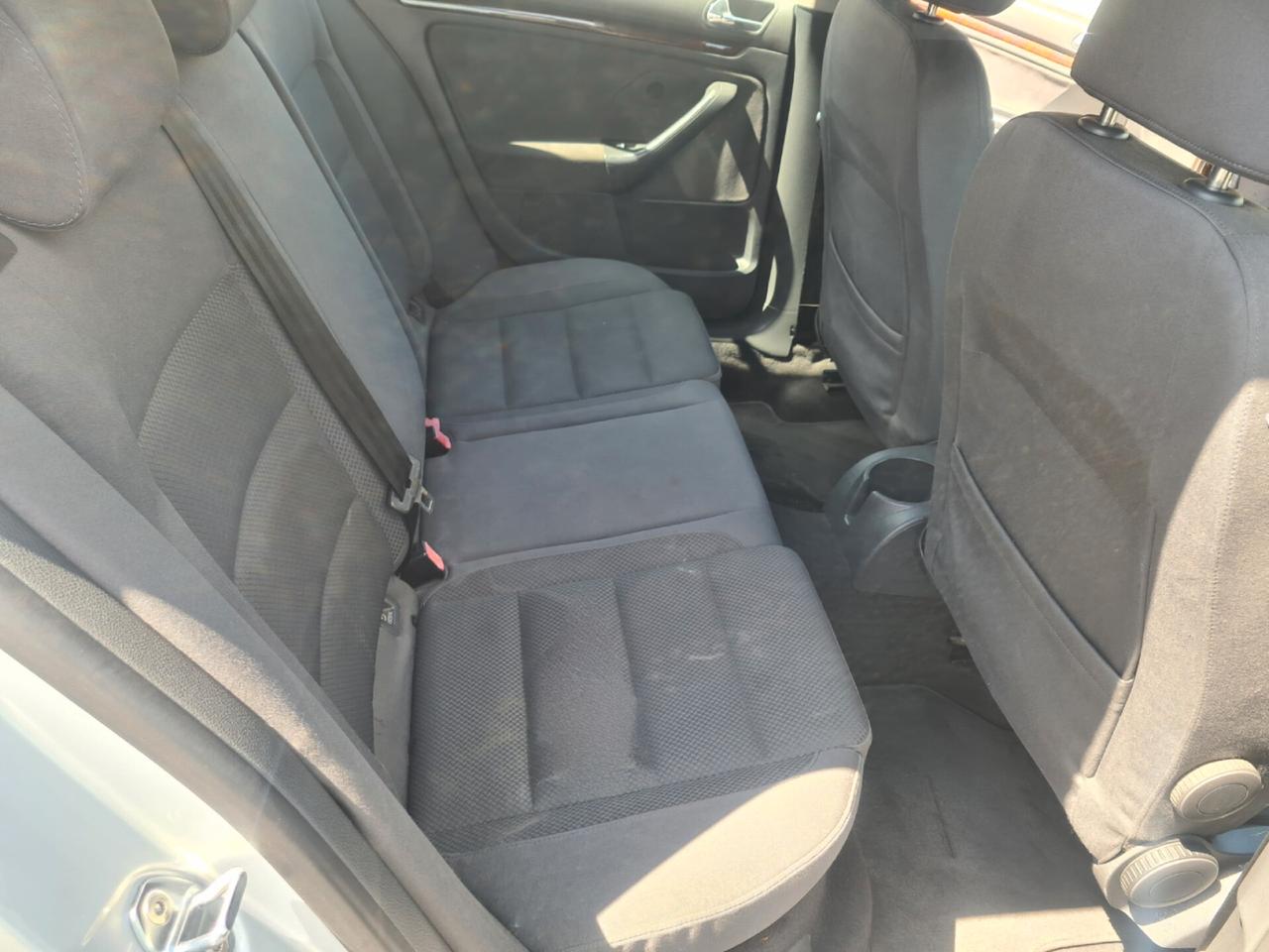 Volkswagen Golf 2.0 16V TDI 5p. Comfortline