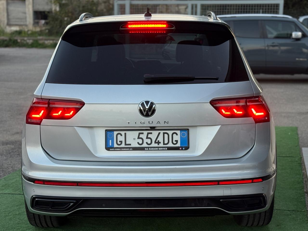 Tiguan R Line IVA UNI PRO PERFETTA NUOVA