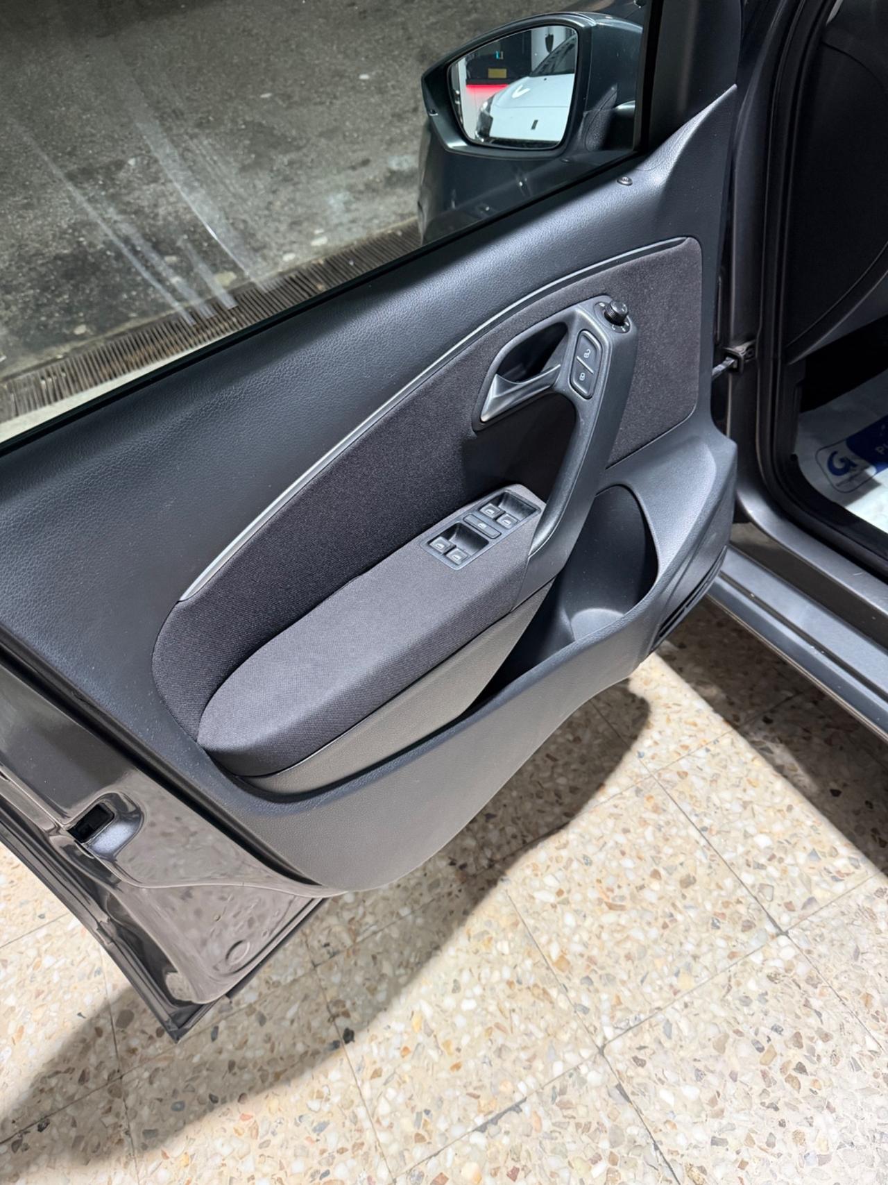 Volkswagen Polo 1.2 TSI DSG 5p. 93 Mila KM