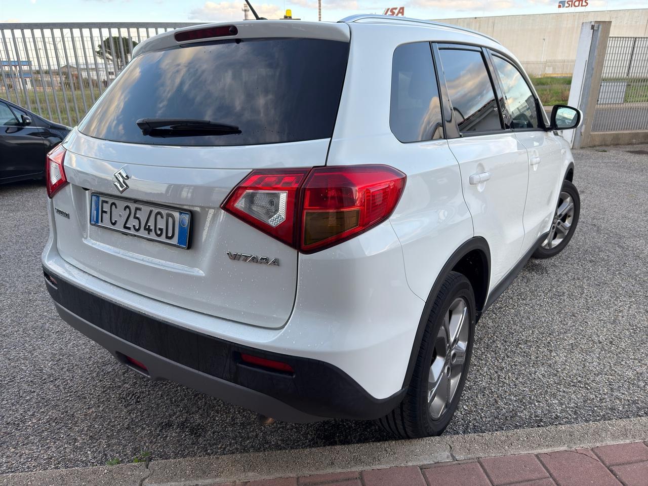 Suzuki Vitara 1.6 DDiS V-Top 2wd my16"