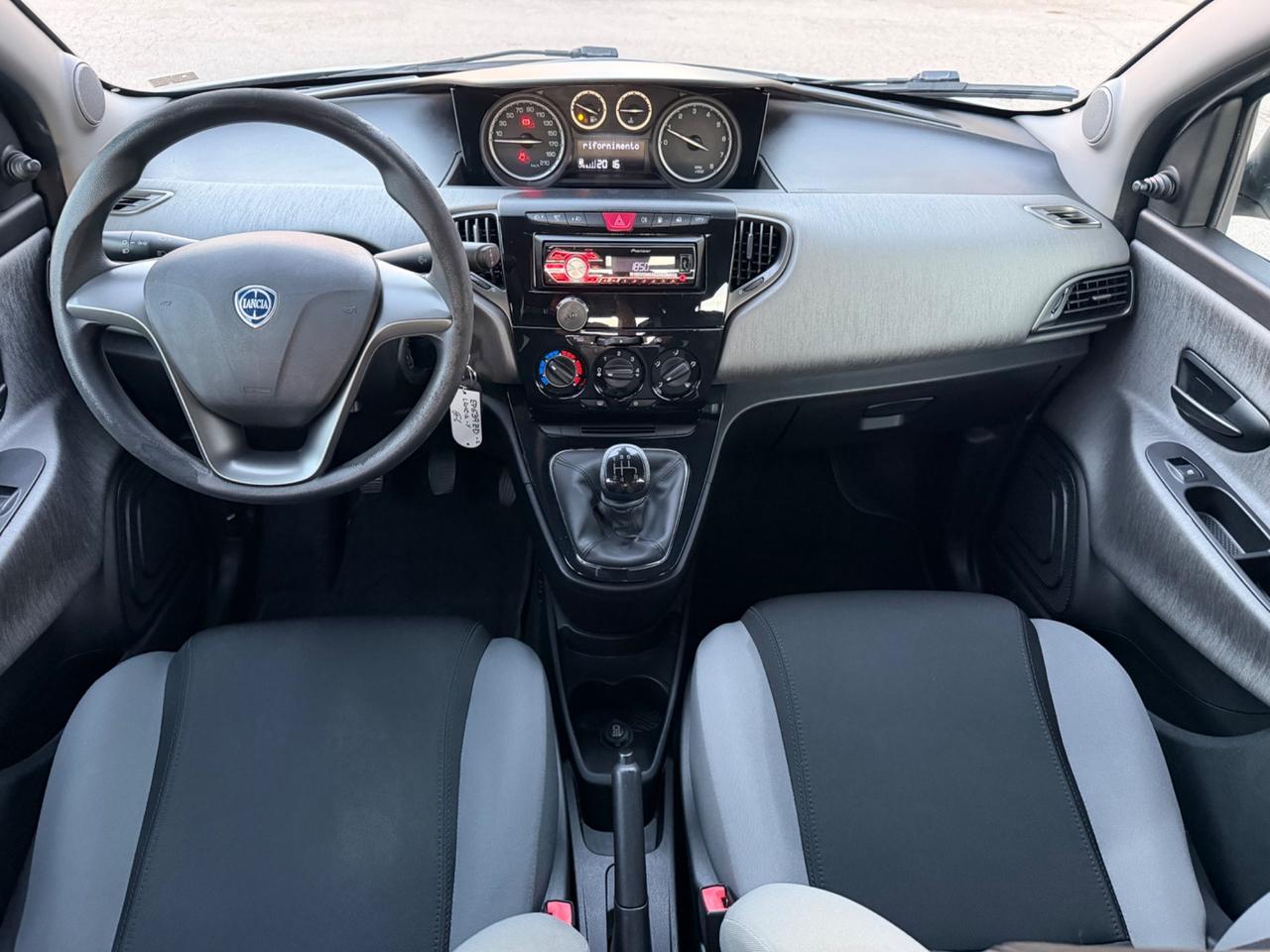 Lancia Ypsilon 1.2 benz 69 CV GPL casa madre 2013