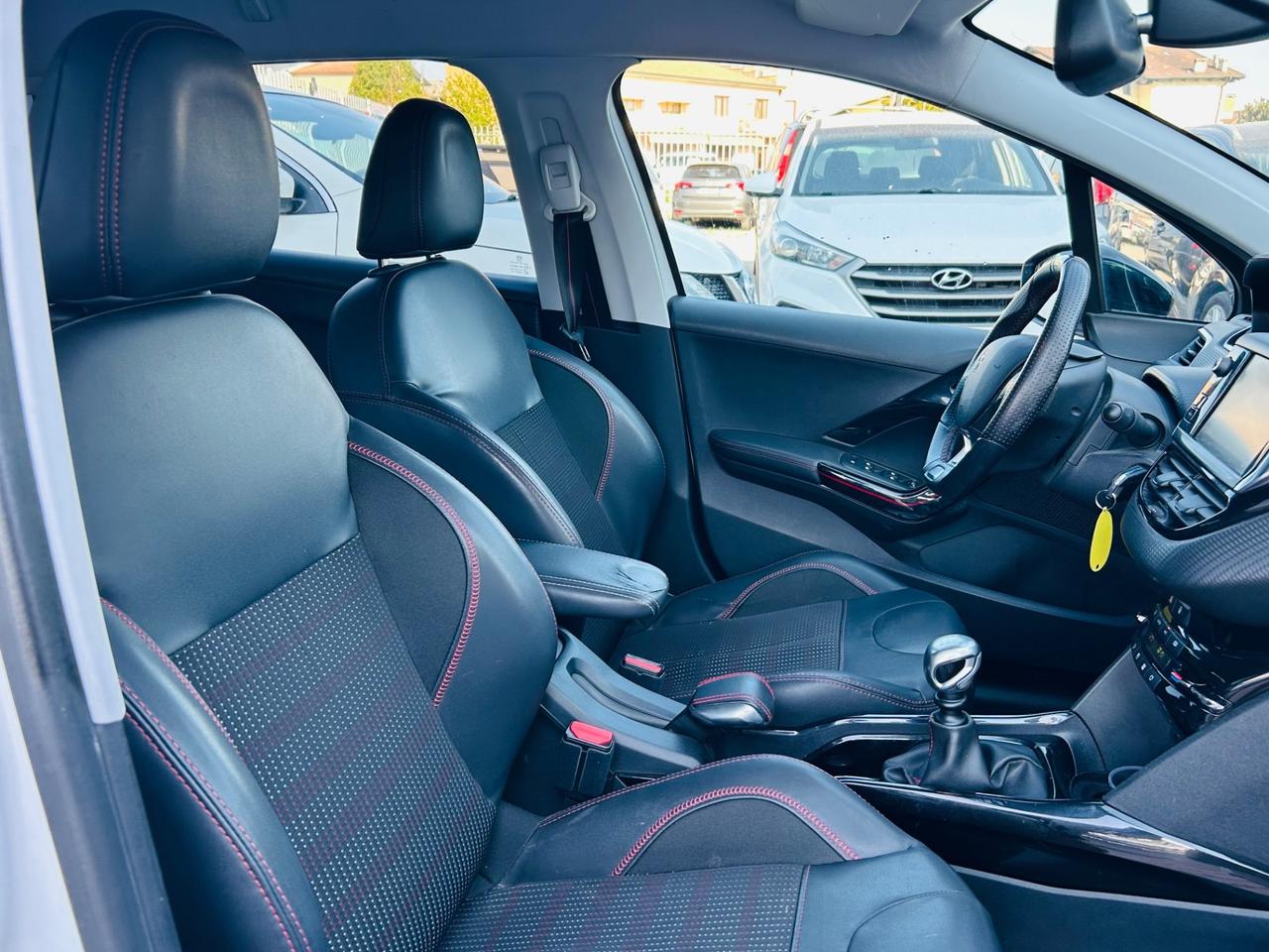Peugeot 2008 BlueHDi 120 S&S Crossway