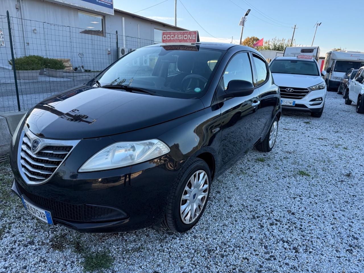 Lancia Ypsilon 1.2 69 CV 5 porte Platinum