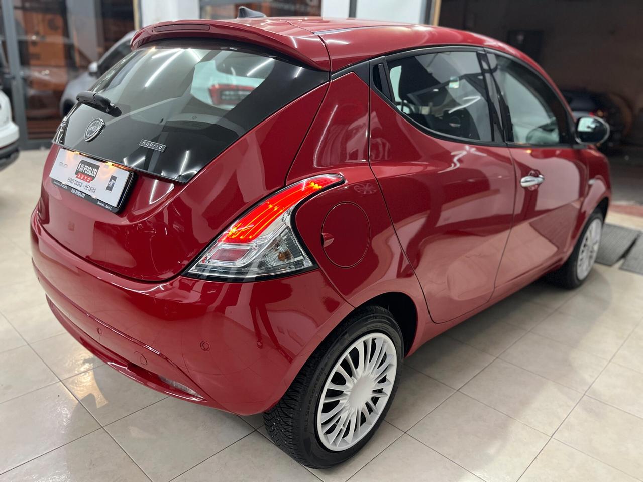 Lancia Ypsilon 1.0 Hybrid Gold KM 56.600 - 2022