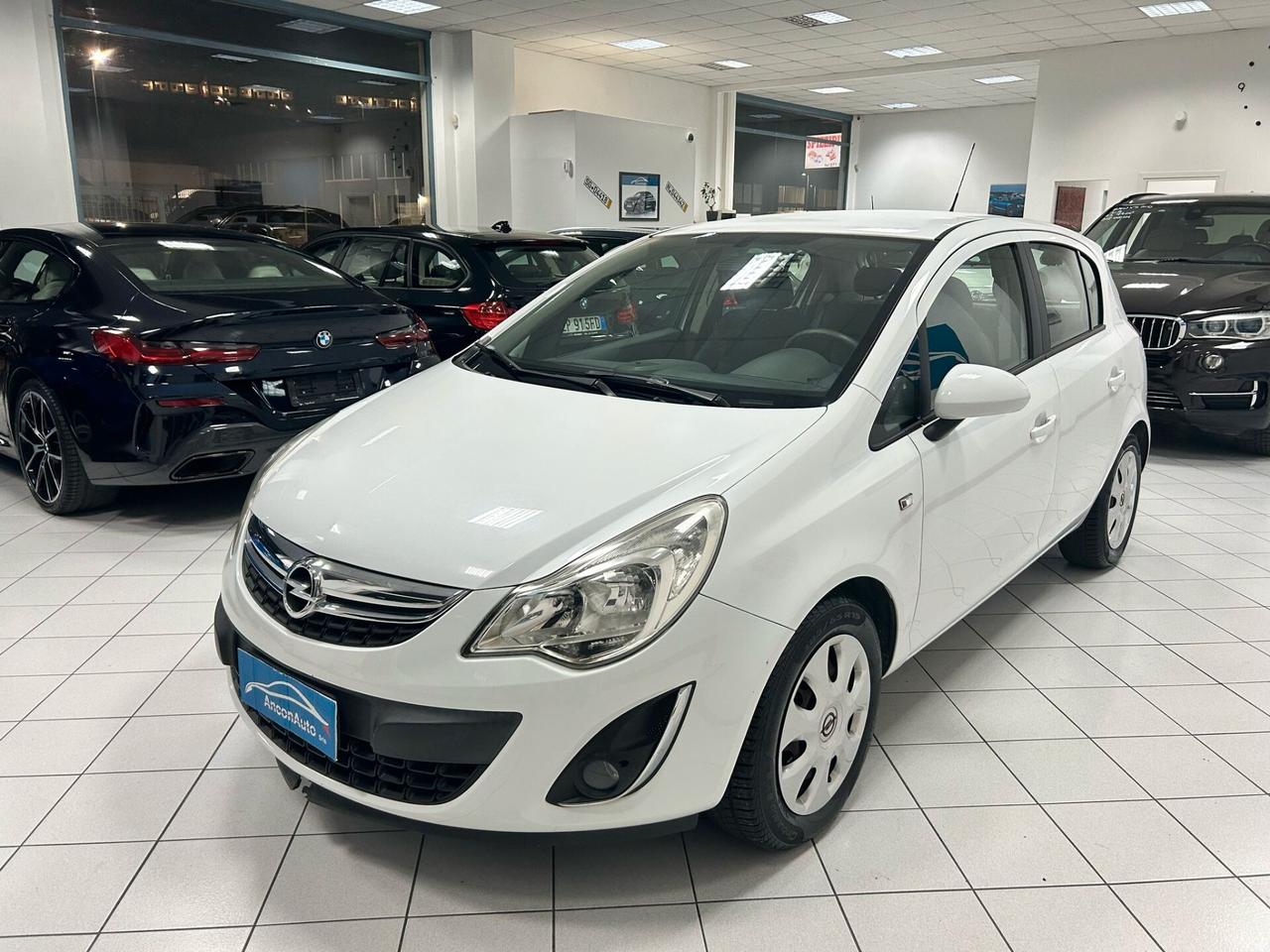 OPEL CORSA 1.2B X NEOPATENTATI 76.000KM 2011