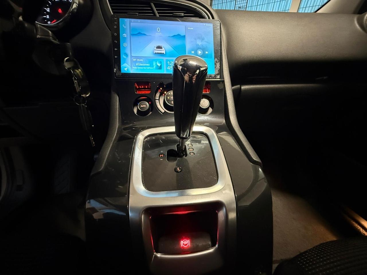 Peugeot 5008 1.6 HDi 7 Posti Automatica