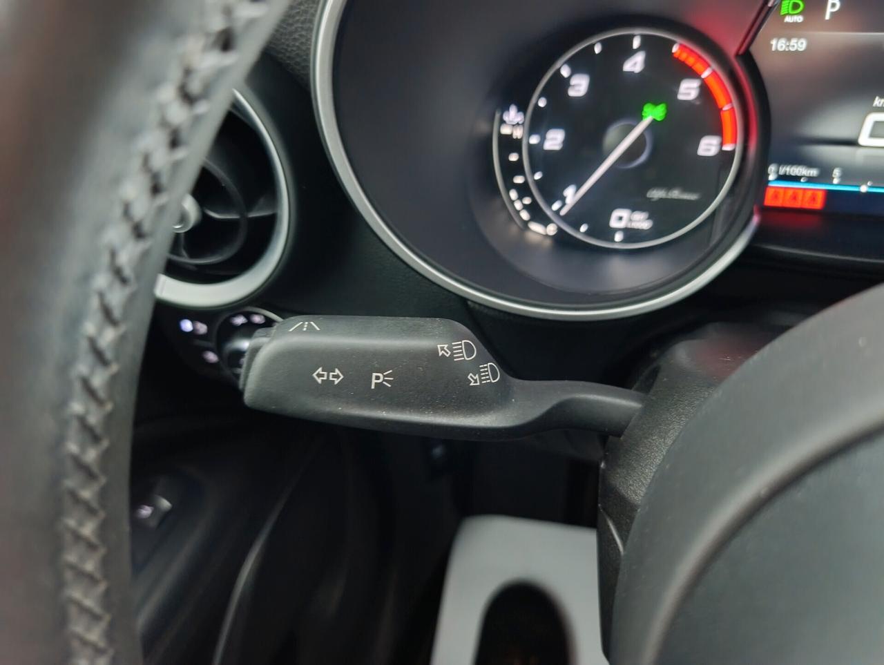 Alfa Romeo Stelvio 2.2 Turbodiesel 210 CV AT8 Q4 Lusso