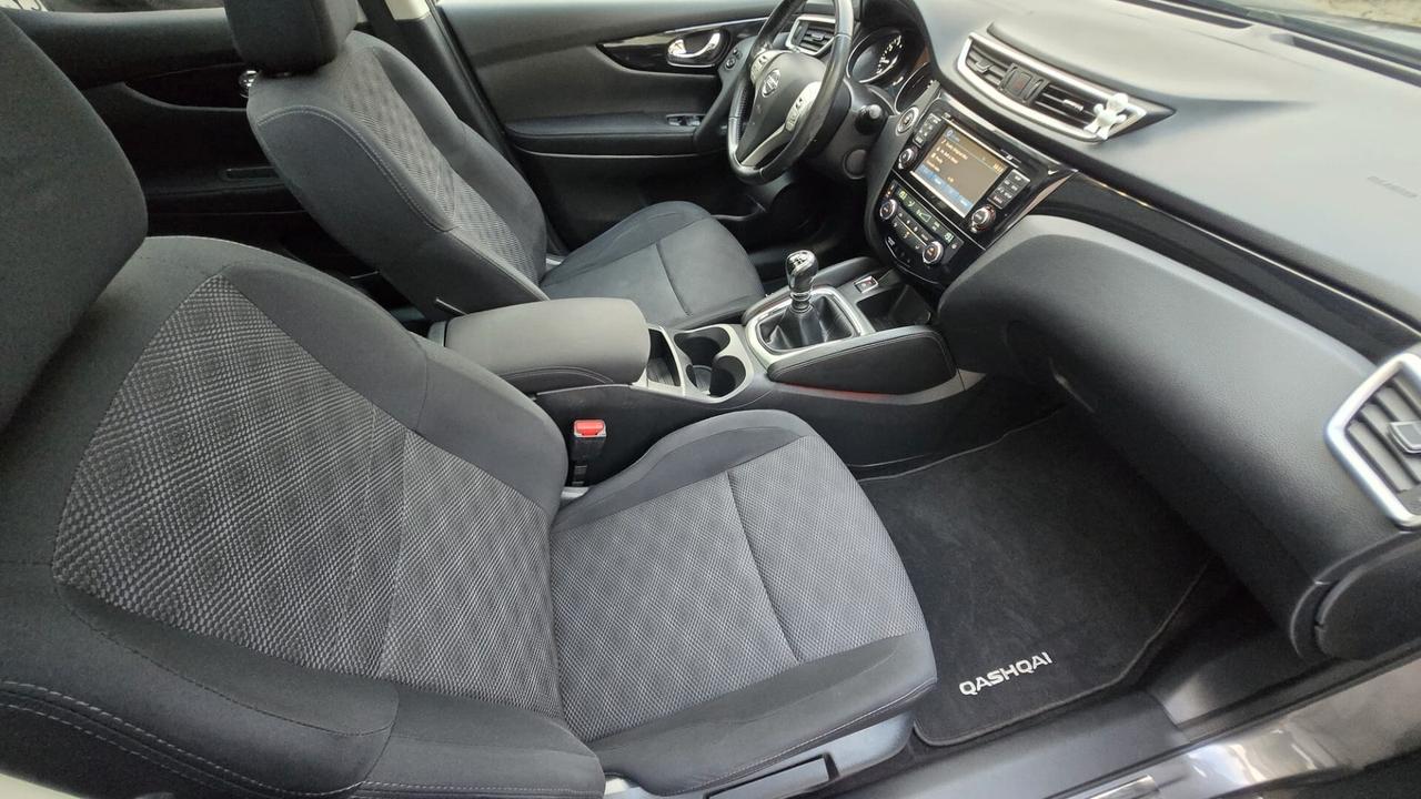 Nissan Qashqai 1.2 DIG-T Tekna Neopatentati Ok