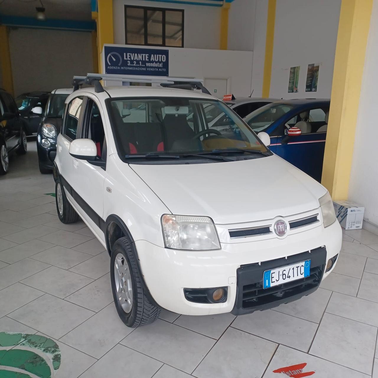 PANDA CROSS 4X4 1.3 MJTD INDISTRUTTIBILE