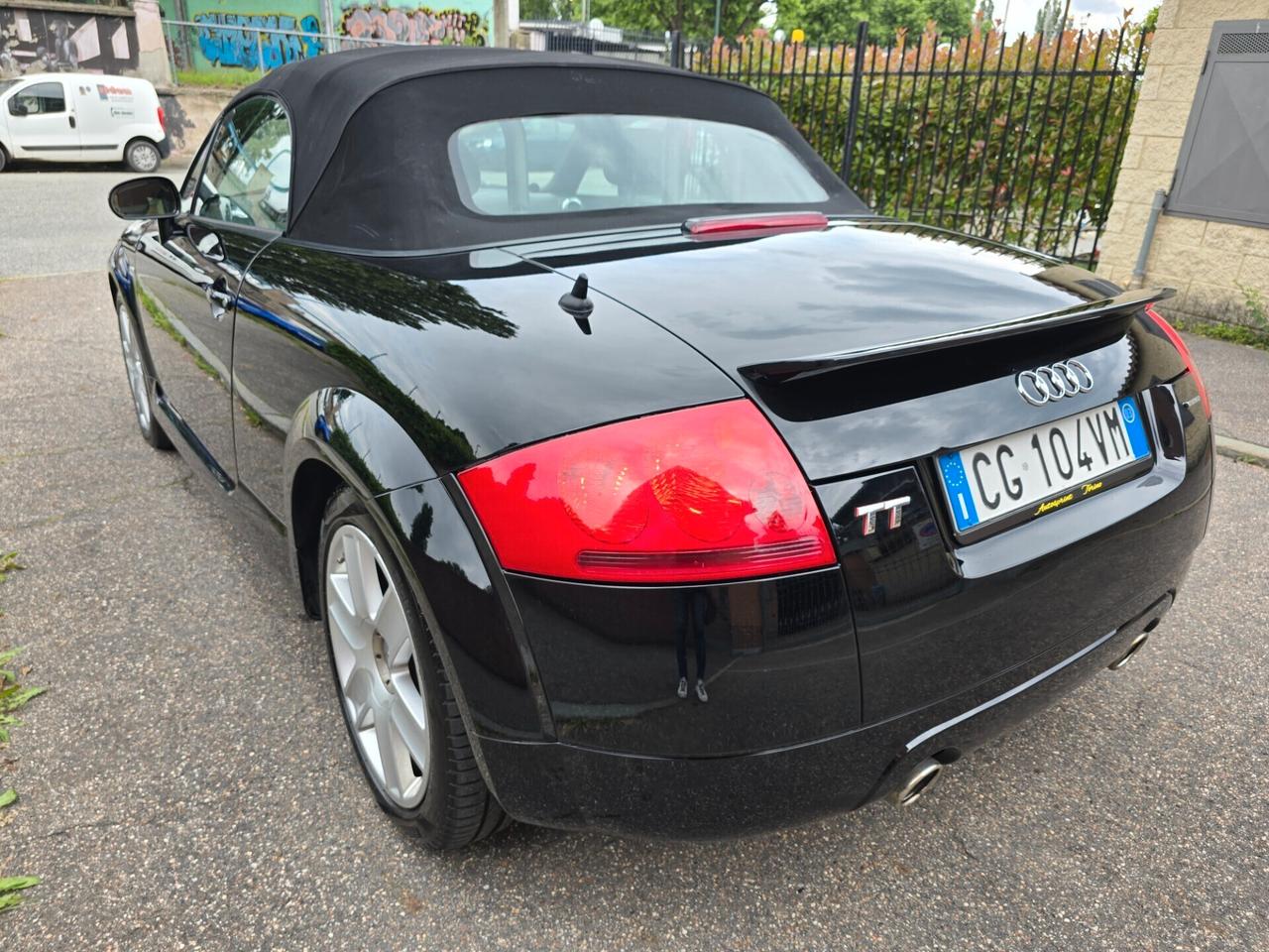 AUDI TT Roadster 1.8T 20V quattro 225cv