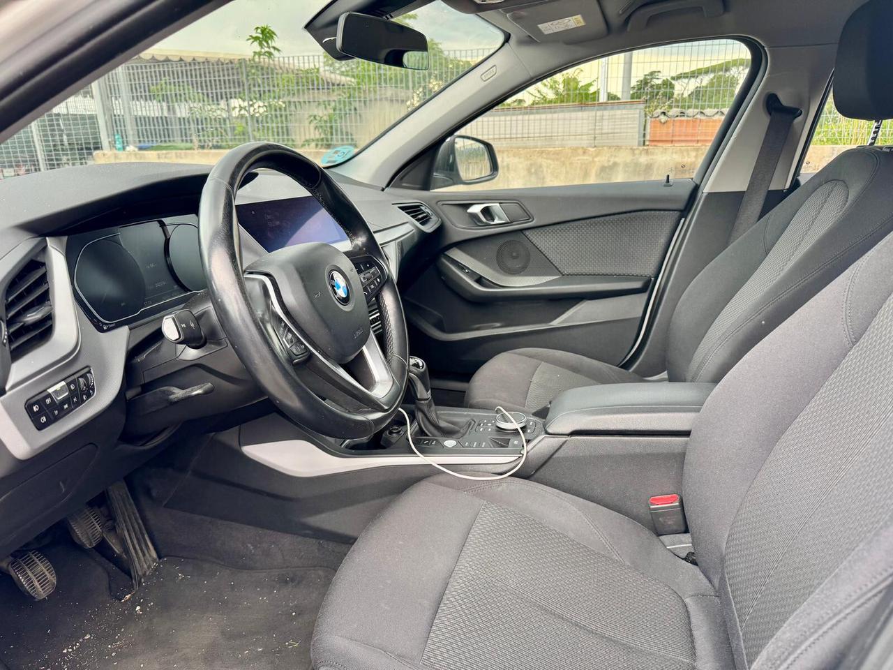Bmw 116 116d 5p. Advantage
