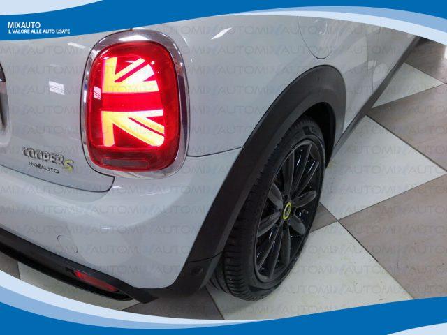 MINI Cooper SE 3 Porte M AUT