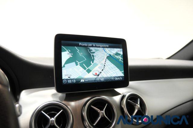 MERCEDES-BENZ GLA 220 D AUTOMATIC 4MATIC PREMIUM AMG TETTO PANORAMA