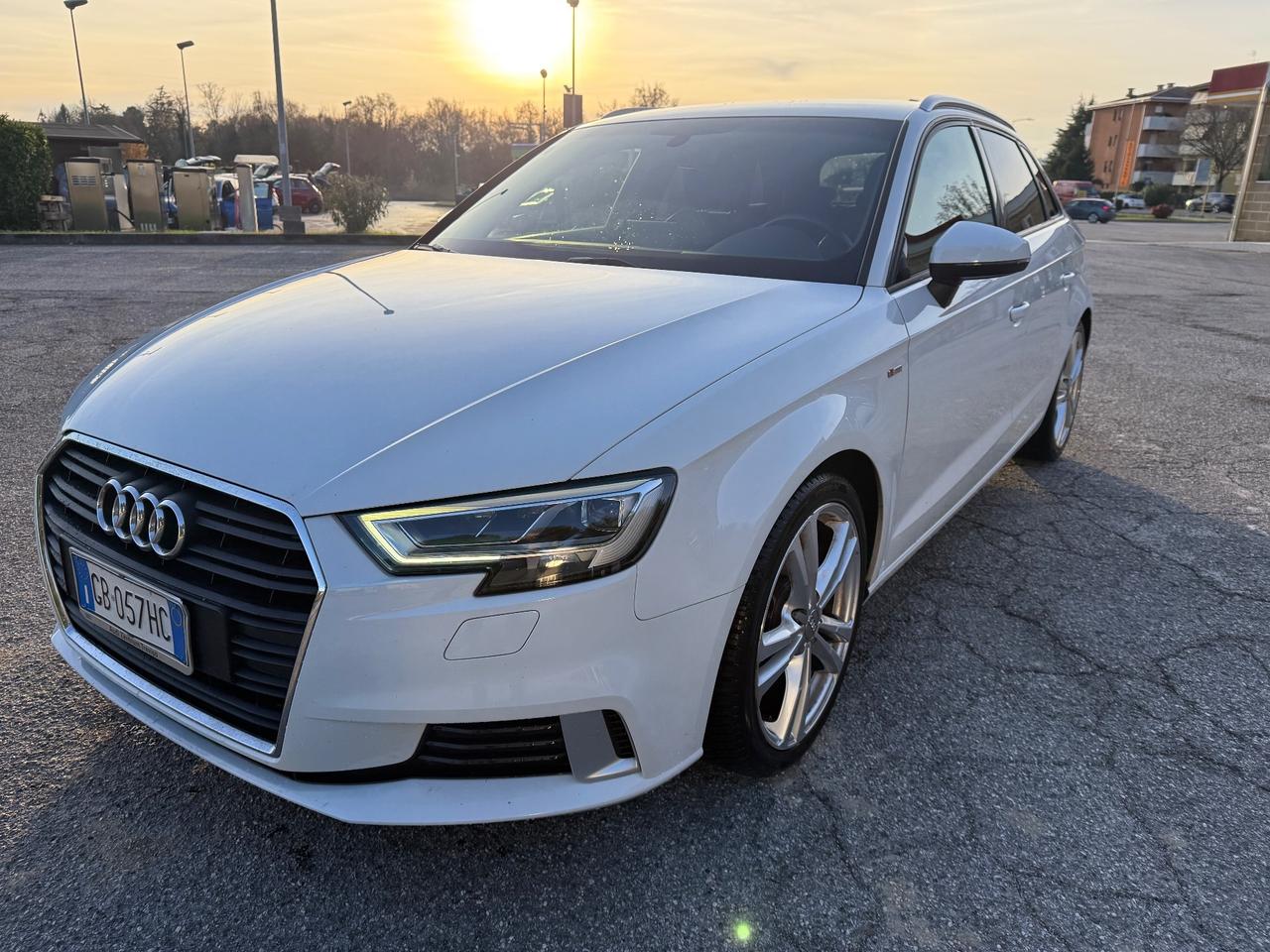 Audi A3 SPB 35 TFSI COD S tronic Admired