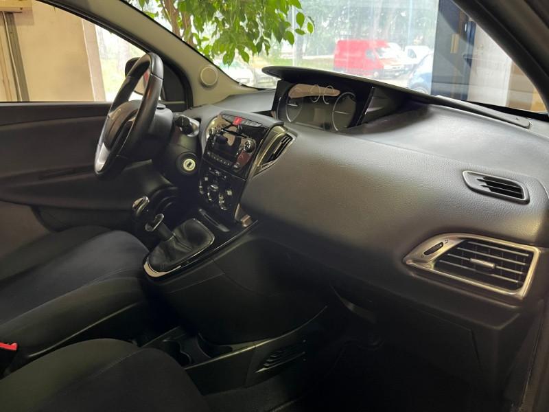 LANCIA Ypsilon 1.2 69 CV 5 porte S&S Gold