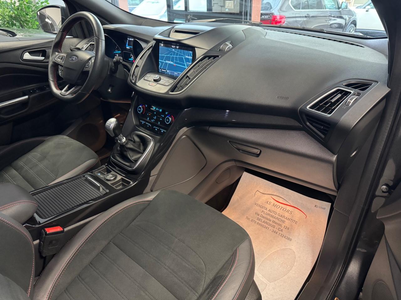 Ford Kuga 2.0 TDCI ST LINE DA VETRINA