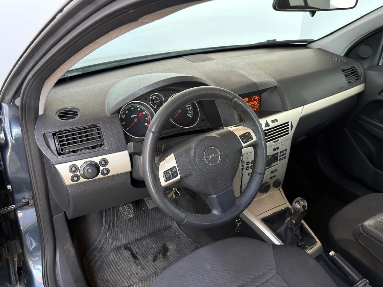 Opel Astra 1.4 16V GPL-TECH 5 porte Enjoy
