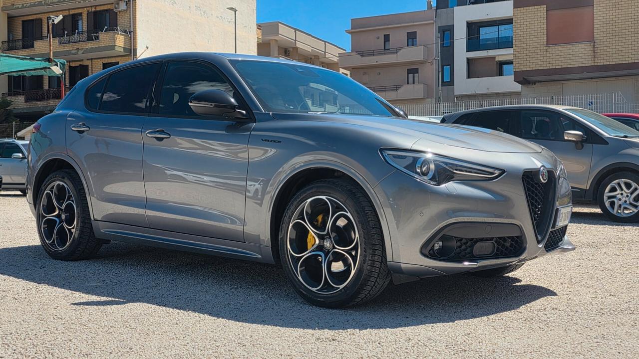 Stelvio Q4 VELOCE - 2.2 Td 210cv AT8