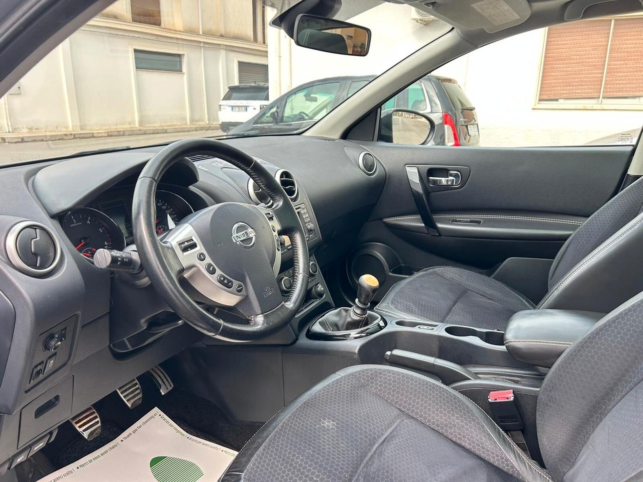 Nissan Qashqai 1.5 DCI 110Cv AUTOCARRO GANCIO-2013