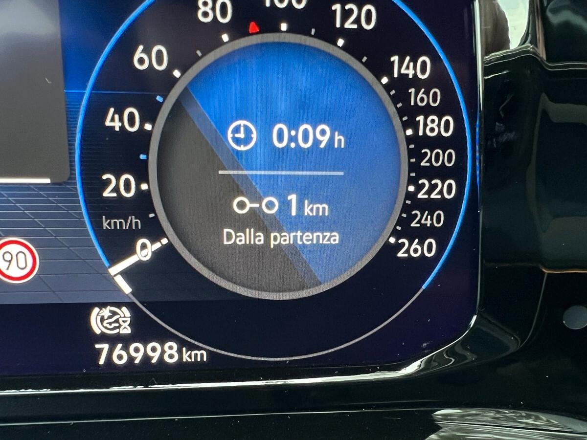 Volkswagen Golf 1.0 eTSI EVO DSG Life