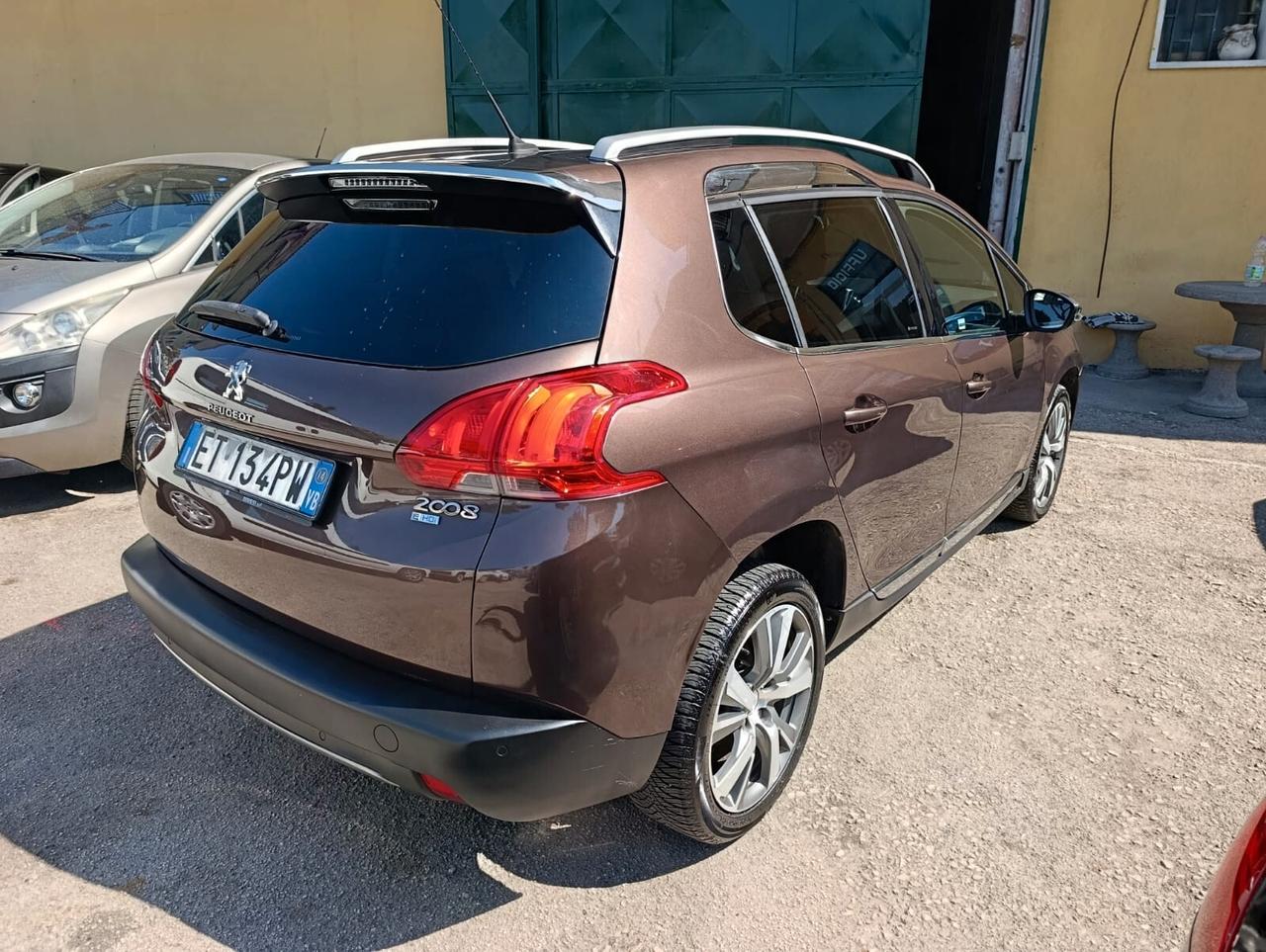 Peugeot 2008 1.6 e-HDi Allure 2014