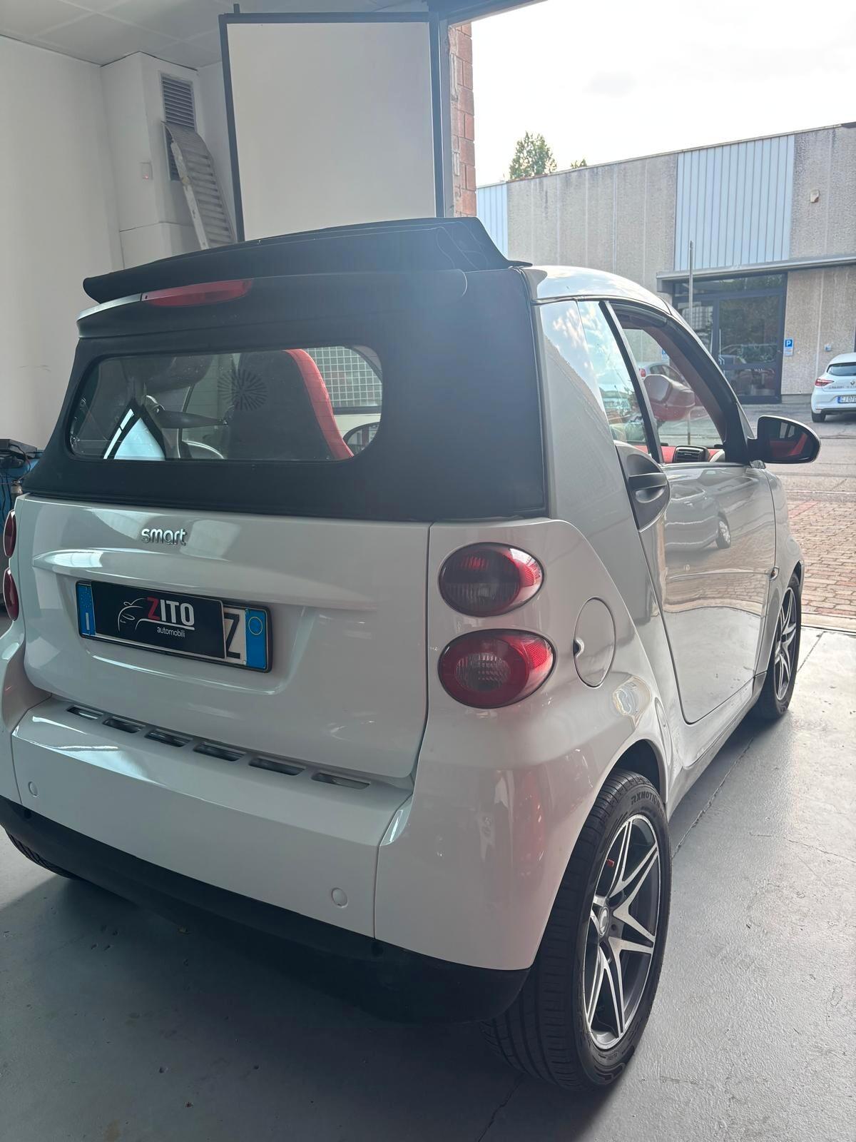 Smart ForTwo 1000 62 kW cabrio passion