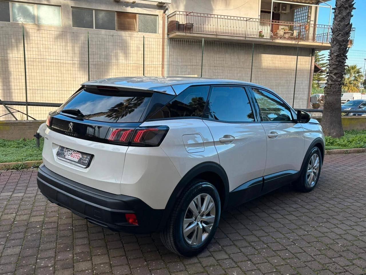 Peugeot 3008 BlueHDi 130 S&S AllurE-/