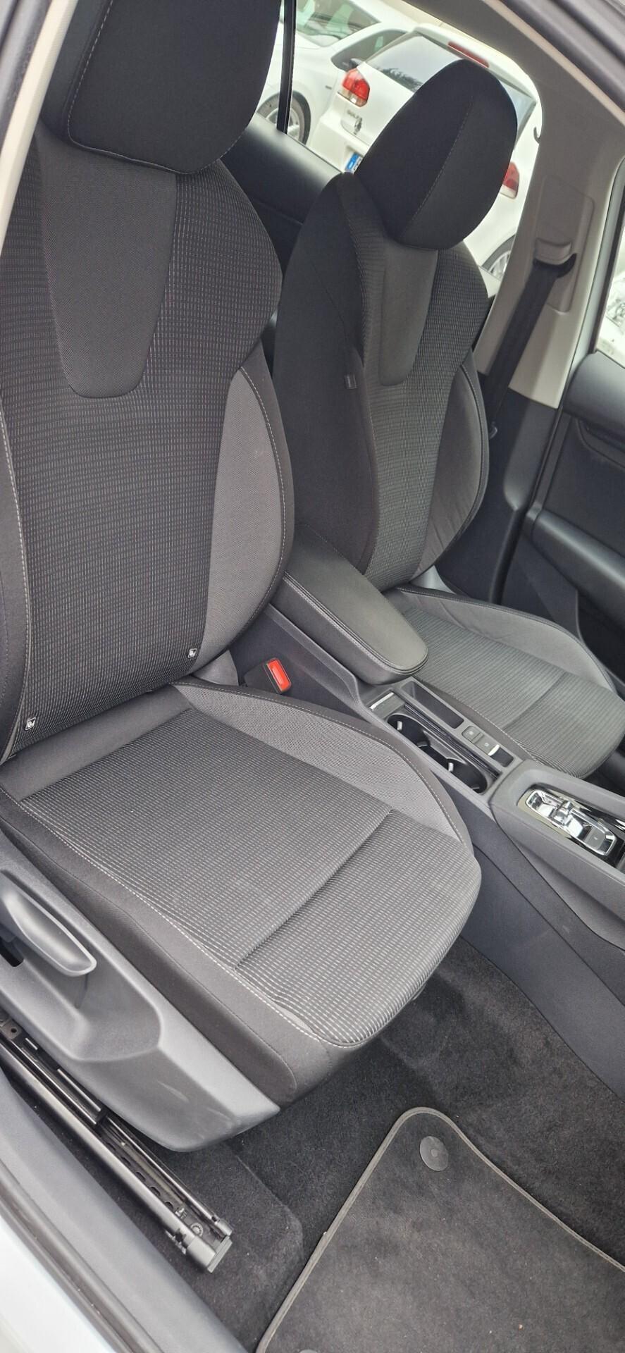 Skoda Octavia 2.0 TDI EVO SCR DSG Wagon Sportline