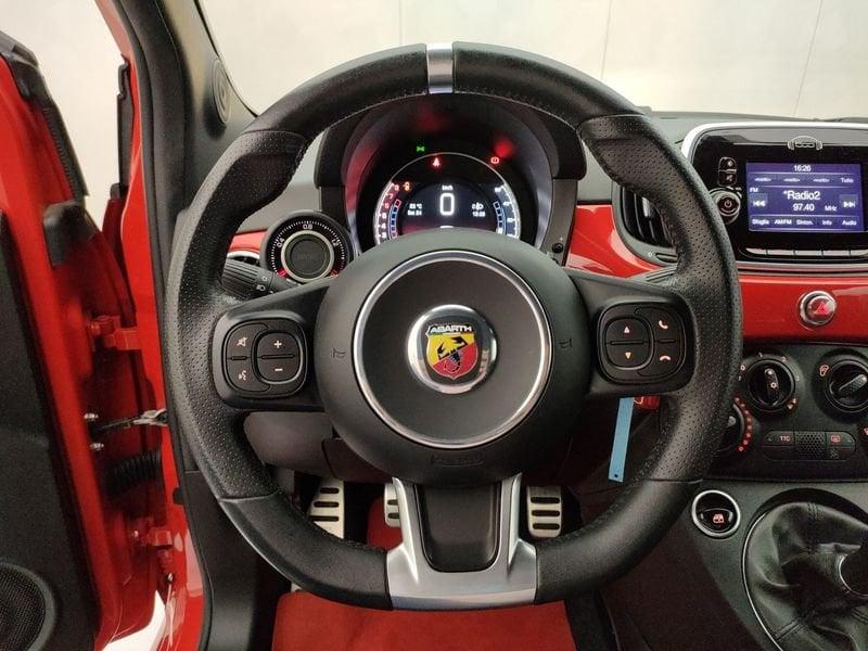 Abarth 500 1.4 T-Jet 595 145cv