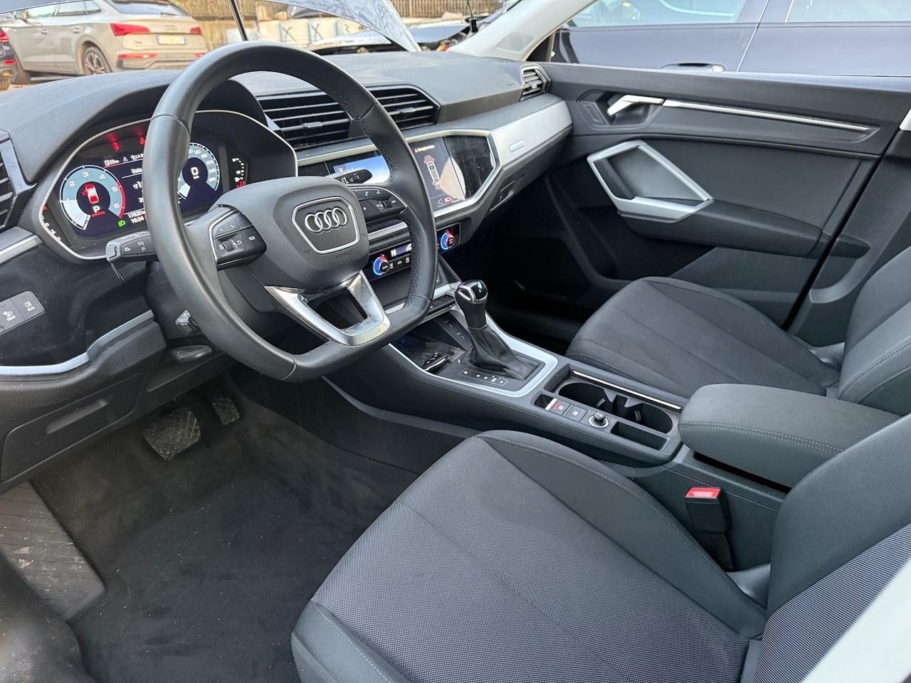 Audi Q3 2.0 TDI 35 SPB S-tronic INCIDENTATA - 2024