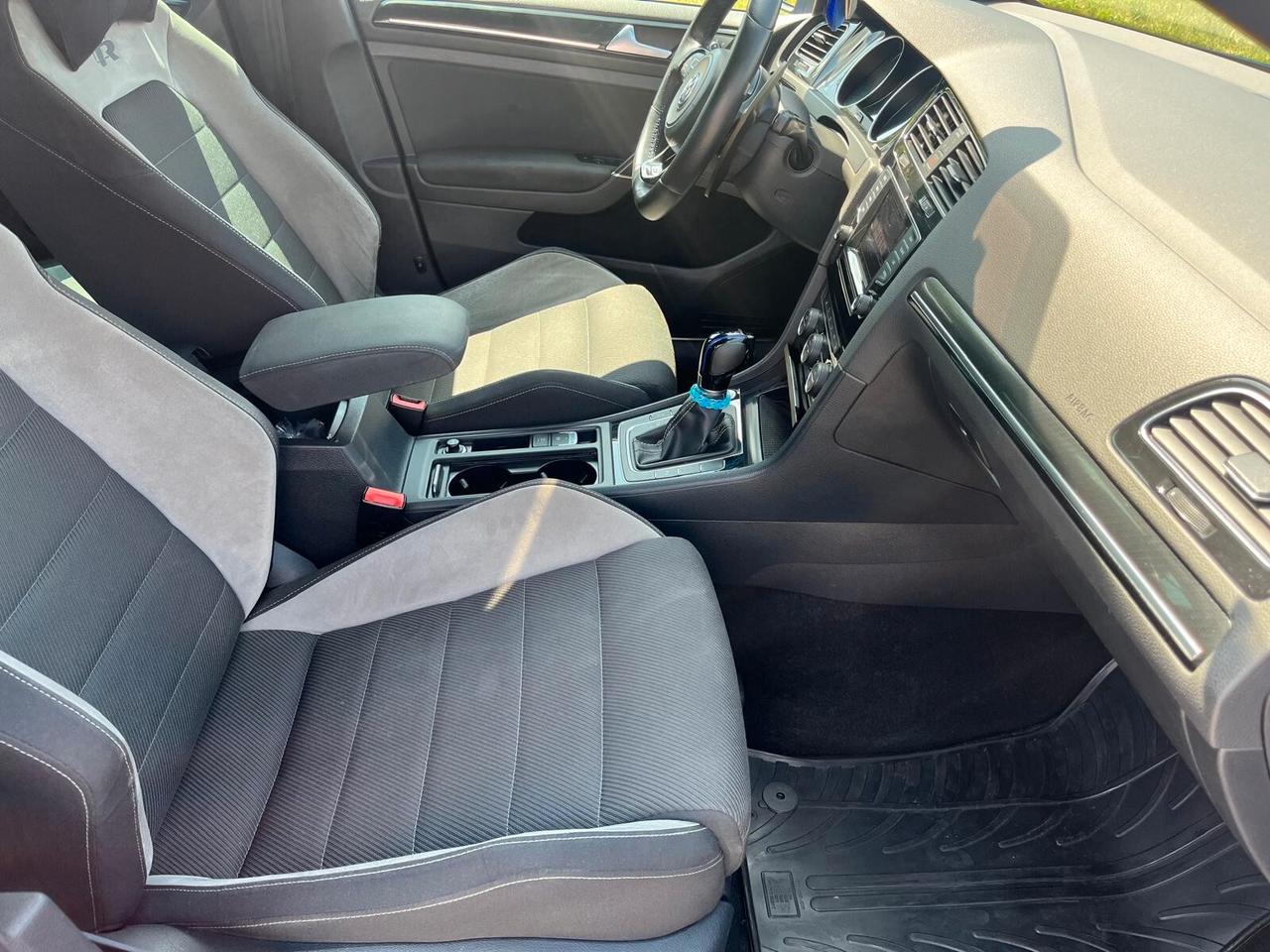 Volkswagen Golf R 2.0 DSG 5p.