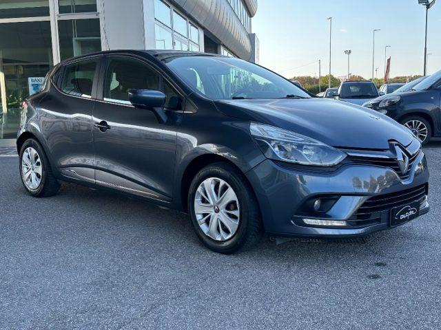 RENAULT Clio 1.2 75 CV 5P. Duel