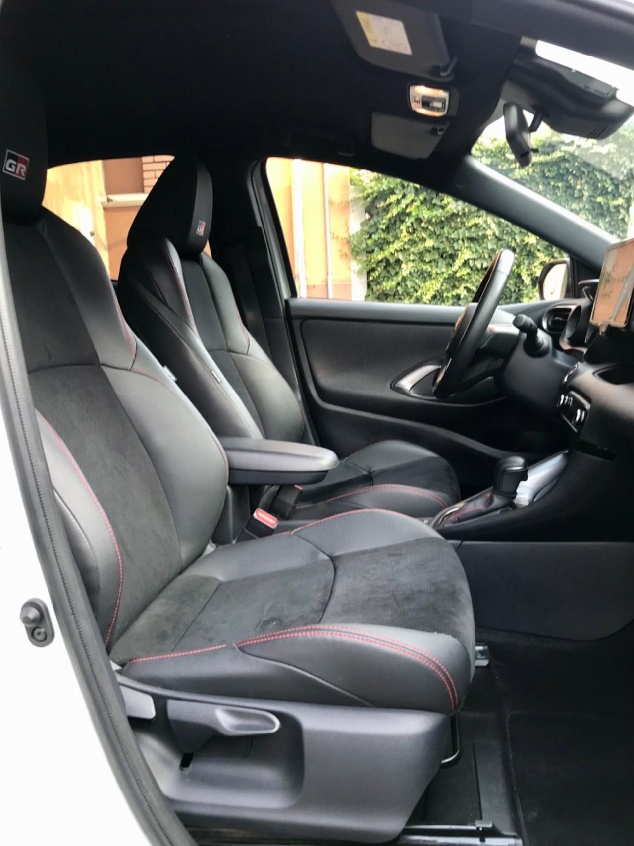 Toyota Yaris 1.5 Hybrid 5 porte GR Sport