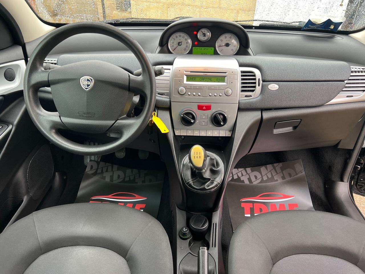 Lancia Ypsilon 1.3 mjt 75 cv