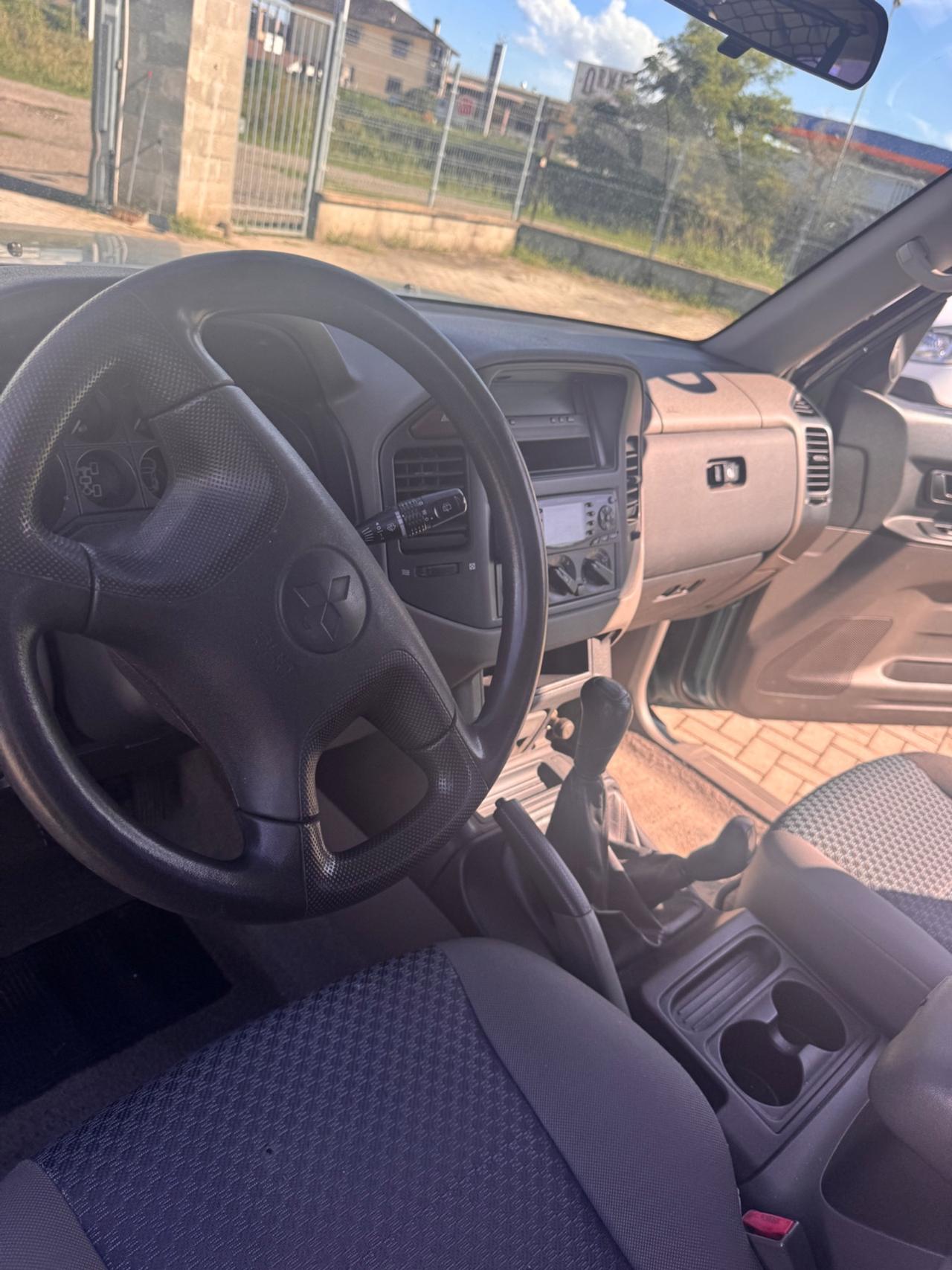 Mitsubishi Pajero 2.5 TDI 3p. GLX