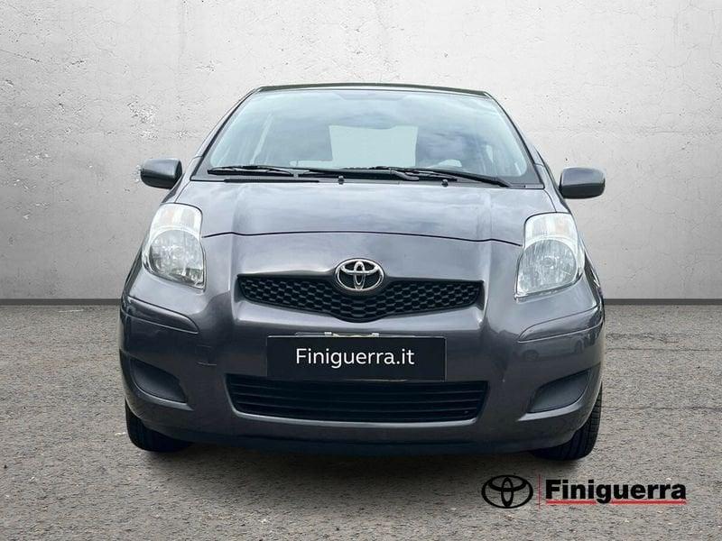 Toyota Yaris II 2005 5p 1.3 dual Sol