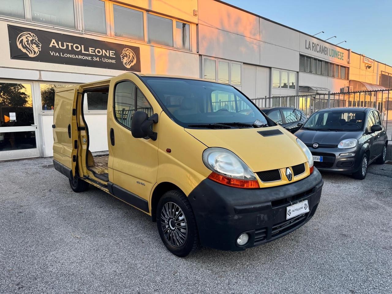 Renault Trafic 1.9 dCi 100 cv 6 marce