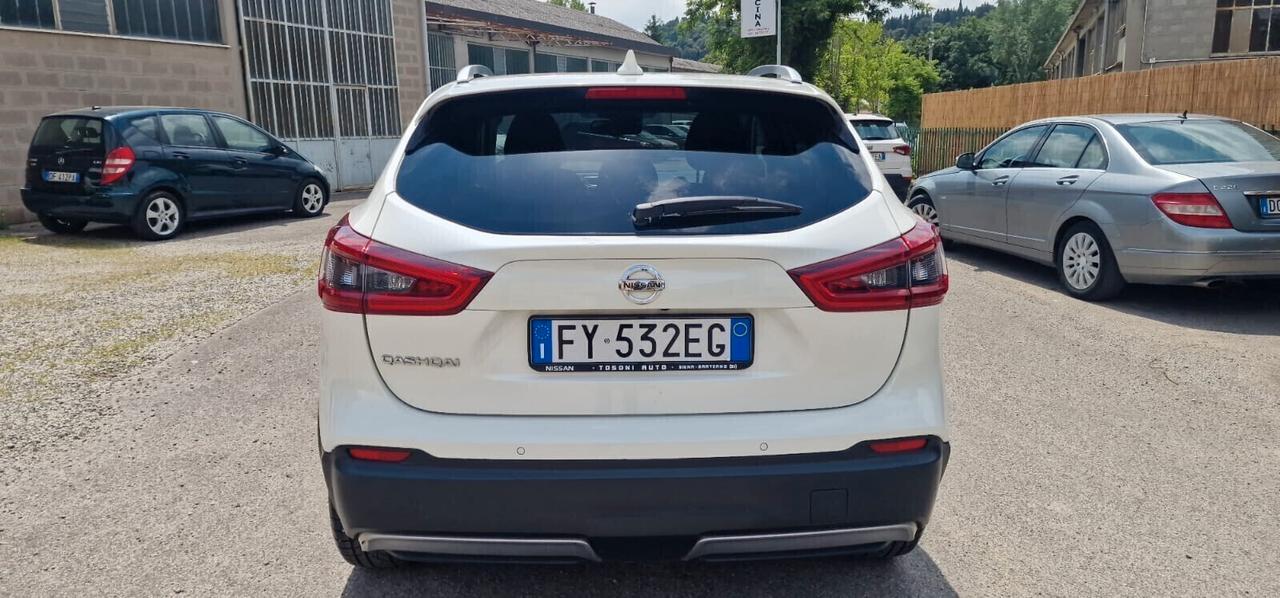 Nissan Qashqai 1.3 DIG-T 140 CV Tekna Dynamic Standard