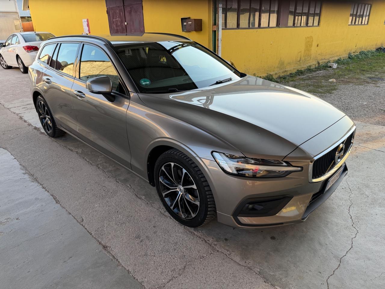 Volvo V60 D3 Business Navigatore 150cv - 2019