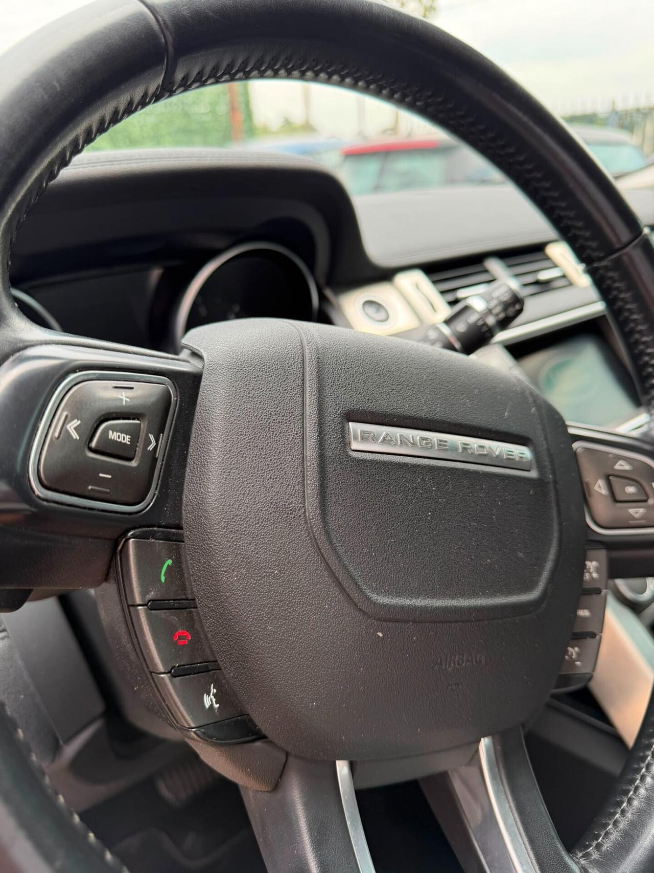 Land Rover Range Evoque 2.0 TD4 150 CV 5p. Pure
