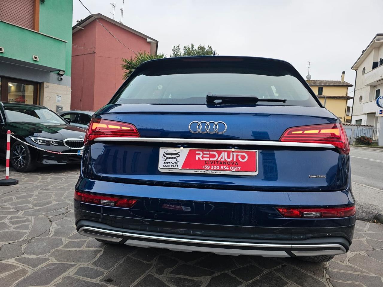 Audi Q5 40 TFSI quattro S tronic Identity Black 2.0 204 CV